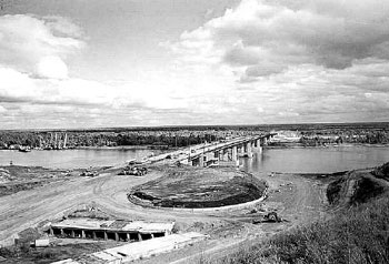 Барнаул. Новый автодорожный мост через Обь. Открыт для движения в 1997 г.